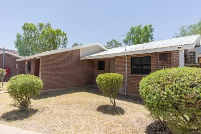 Image of the outside of a unit.